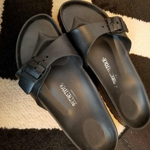 pirit gucci slides